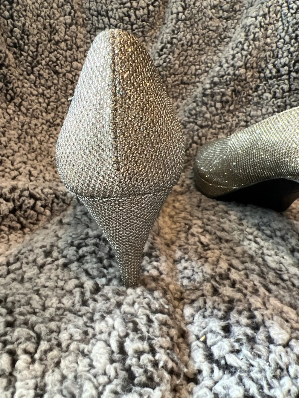Glitter Peep-Toe Heels in Gold
